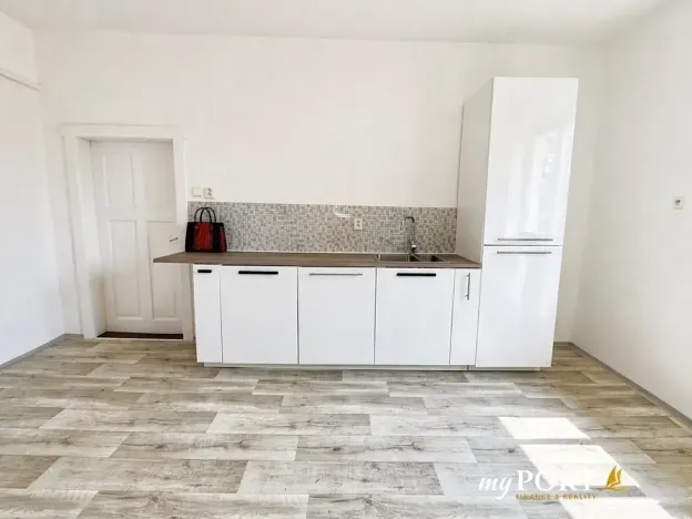 Pronájem bytu 1+kk, Nejdek, Osvětimská, 43 m2