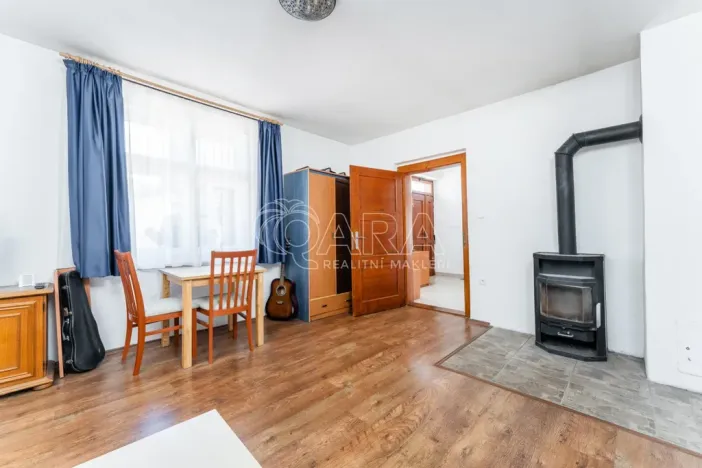 Prodej vícegeneračního domu, Velký Chlumec, 180 m2