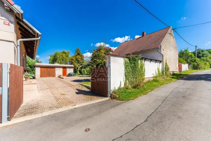 Prodej vícegeneračního domu, Velký Chlumec, 180 m2