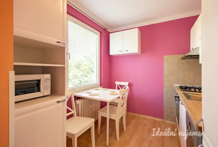 Pronájem bytu 2+1, Praha - Krč, V Štíhlách, 47 m2