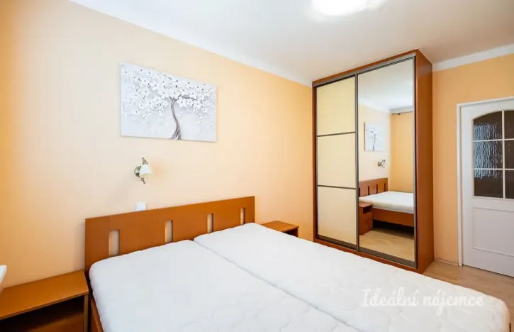 Pronájem bytu 2+1, Praha - Krč, V Štíhlách, 47 m2