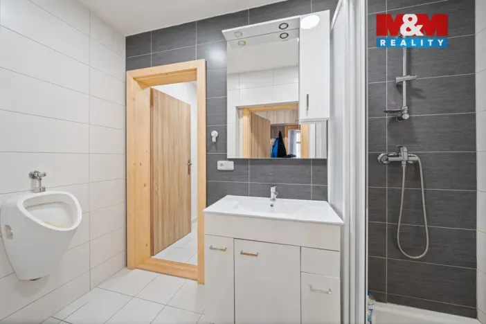 Prodej bytu 3+kk, Nová Bystřice, Švermova, 102 m2