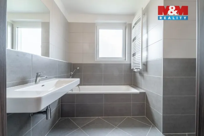 Prodej bytu 4+kk, Praha - Dolní Měcholupy, Honzíkova, 97 m2