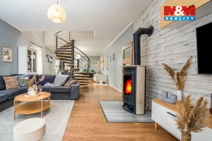 Prodej rodinného domu, Střezetice, 187 m2