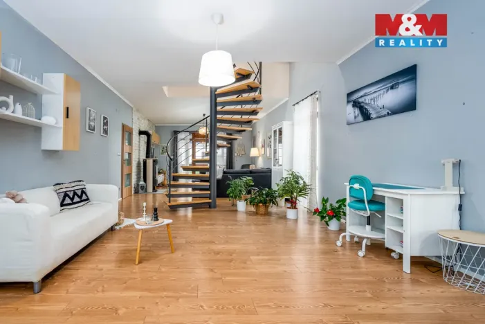 Prodej rodinného domu, Střezetice, 187 m2