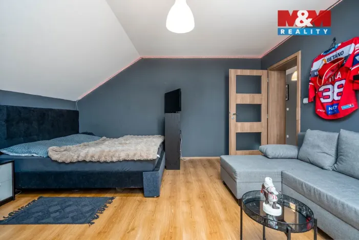 Prodej rodinného domu, Střezetice, 187 m2