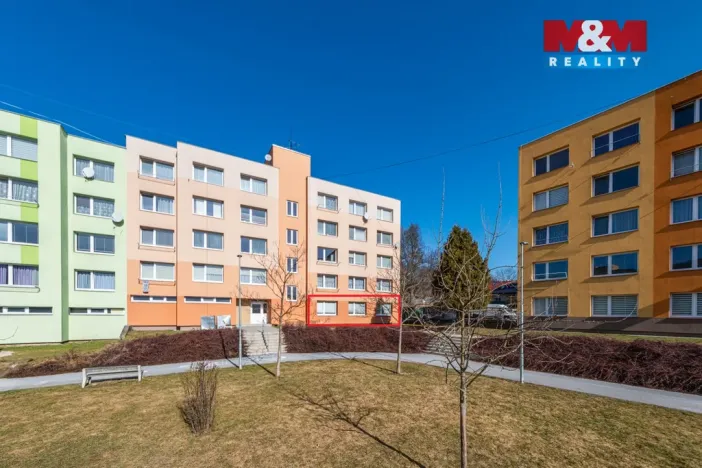 Prodej bytu 4+1, Volary, Sídl. Míru, 80 m2