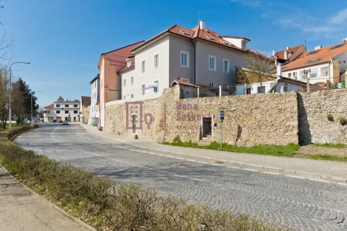 Pronájem bytu 3+kk, Jindřichův Hradec - Jindřichův Hradec I, nám. Míru, 57 m2