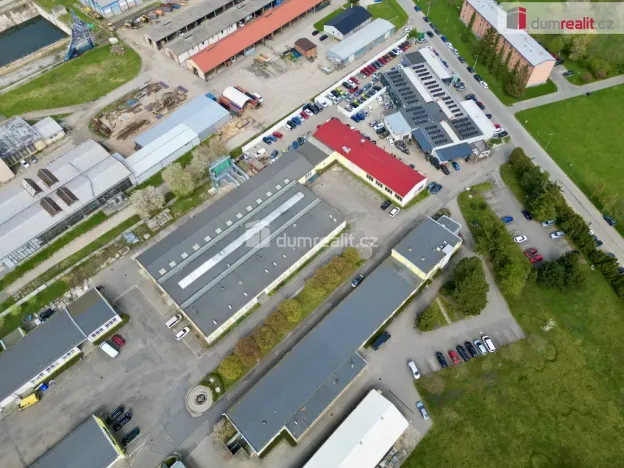 Pronájem výrobních prostor, Holešov, Tovární, 1100 m2