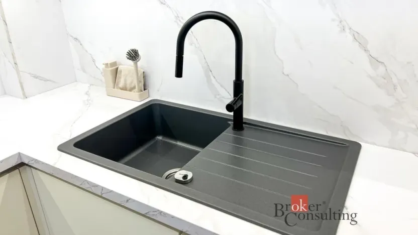 Pronájem bytu 2+kk, Praha - Smíchov, Zubatého, 74 m2