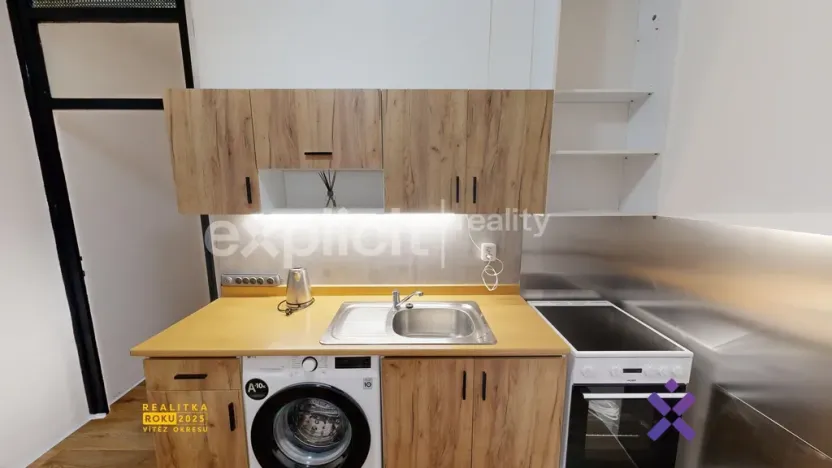 Pronájem bytu 2+1, Zlín, Dukelská, 53 m2