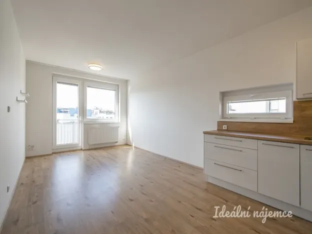 Pronájem bytu 2+kk, Praha - Střížkov, Makedonská, 51 m2