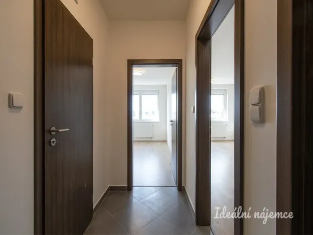 Pronájem bytu 2+kk, Praha - Střížkov, Makedonská, 51 m2
