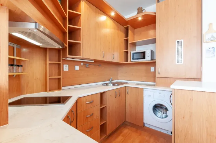 Pronájem bytu 1+kk, Praha - Žižkov, Jeseniova, 31 m2