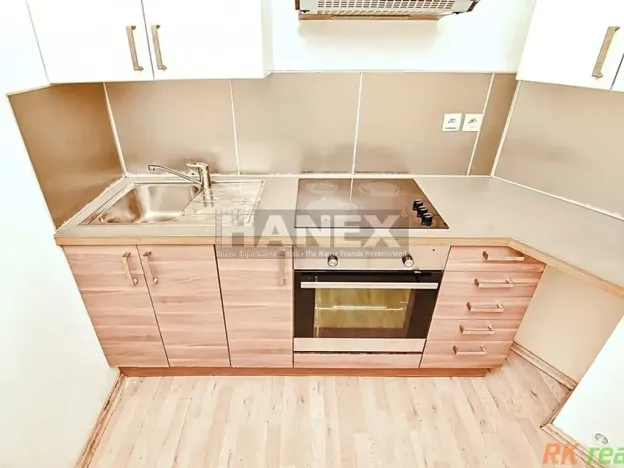 Prodej apartmánu, Praha - Vršovice, Žitomírská, 47 m2