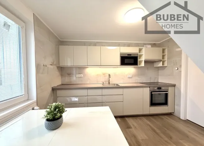 Prodej rodinného domu, Rozvadov, 300 m2