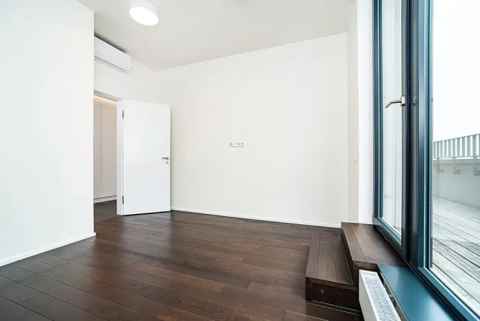 Pronájem bytu 3+kk, Praha - Smíchov, Grafická, 111 m2