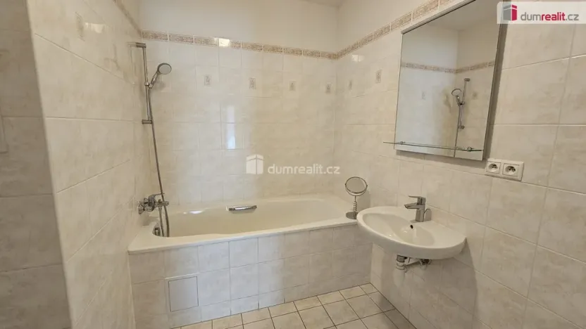 Pronájem bytu 2+kk, Praha - Letňany, Chotěšovská, 48 m2