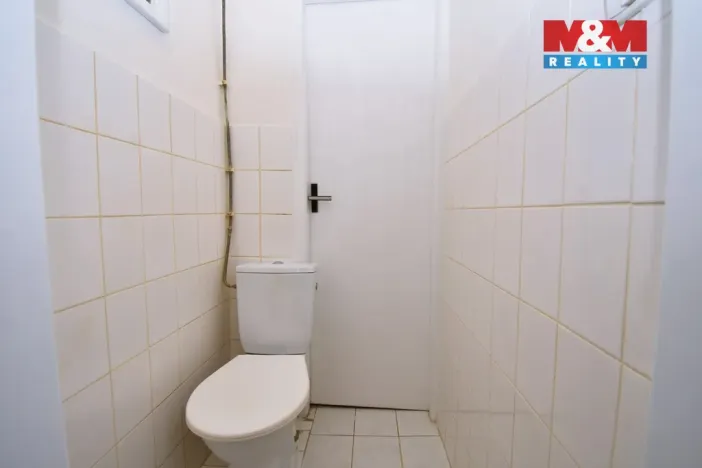 Pronájem bytu 1+1, Praha - Michle, Nuselská, 37 m2