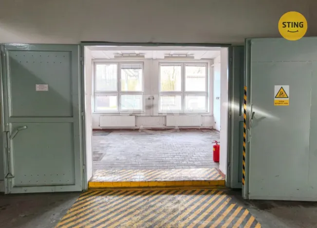 Pronájem skladu, Ostrava, Paskovská, 600 m2