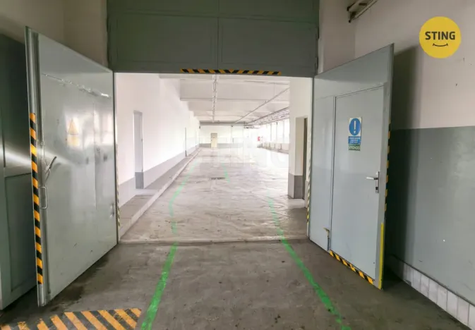 Pronájem skladu, Ostrava, Paskovská, 600 m2