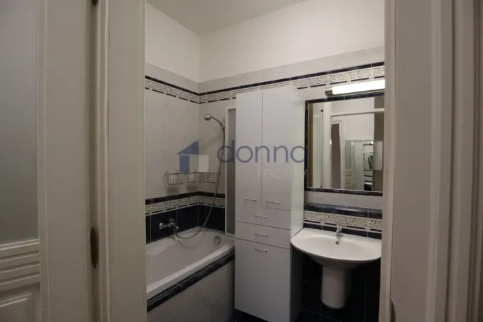 Pronájem bytu 4+1, Praha, Úvoz, 92 m2