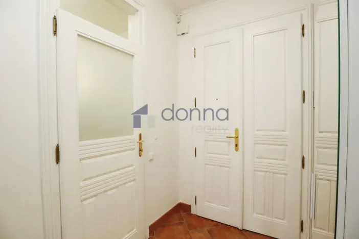 Pronájem bytu 4+1, Praha, Úvoz, 92 m2