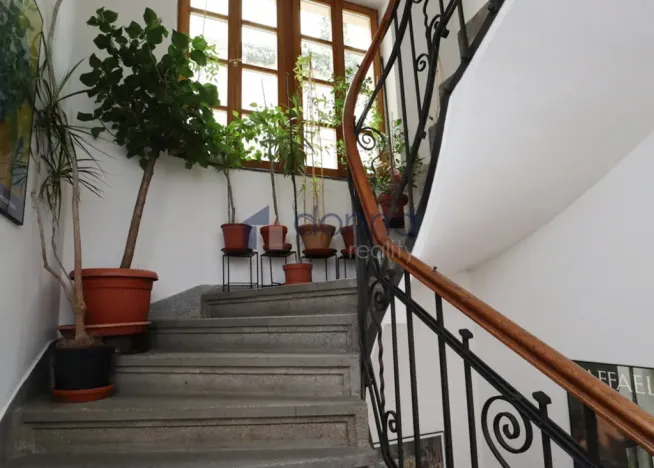 Pronájem bytu 4+1, Praha, Úvoz, 92 m2