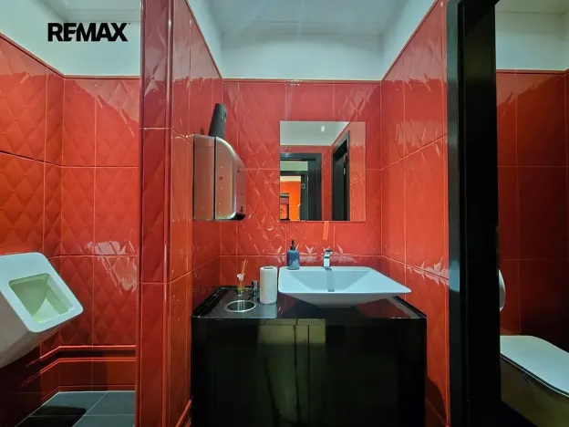 Pronájem restaurace, Praha - Vršovice, Kodaňská, 141 m2