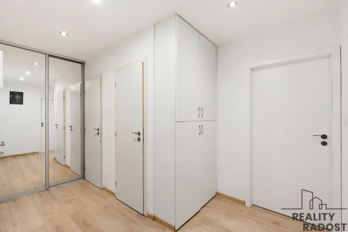 Pronájem bytu 3+kk, Praha - Letňany, Malkovského, 69 m2