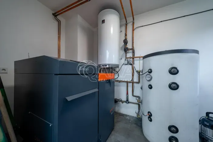 Prodej rodinného domu, Štěkeň, Slatinská, 227 m2