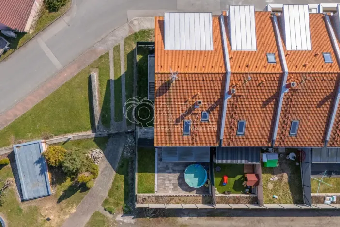 Prodej rodinného domu, Štěkeň, Slatinská, 227 m2