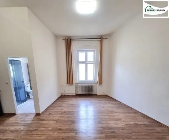 Pronájem kanceláře, Cheb, Svobody, 28 m2