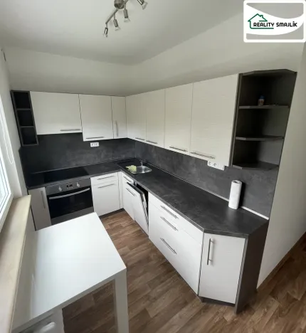 Prodej bytu 2+1, Cheb, 17. listopadu, 49 m2