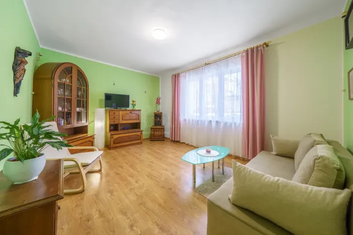 Pronájem bytu 2+1, Ostrov, Lidická, 54 m2