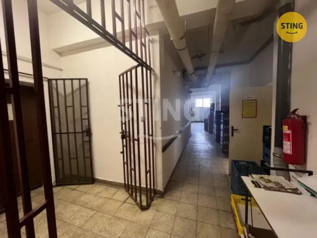 Prodej obchodního prostoru, Ostrava - Hošťálkovice, Hlavní, 950 m2