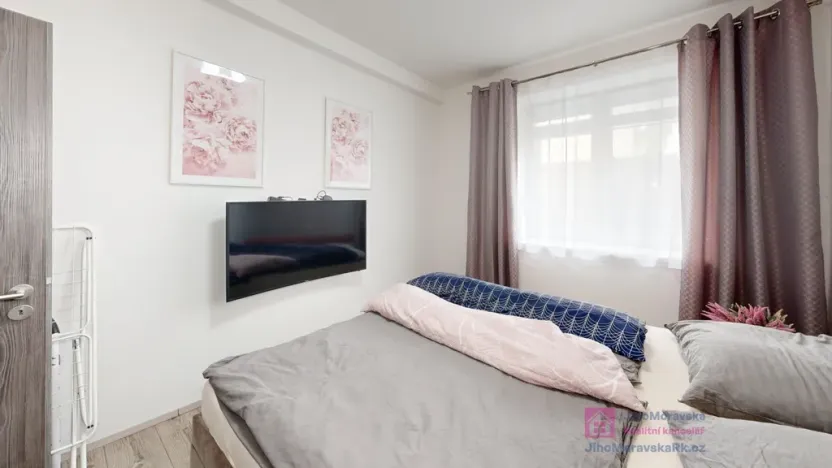 Pronájem bytu 2+1, Břeclav, Mládežnická, 84 m2