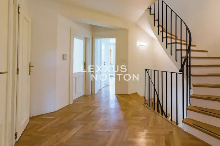 Pronájem rodinného domu, Praha - Nebušice, Malý dvůr, 250 m2