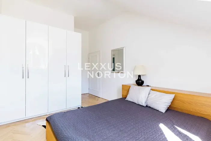 Pronájem bytu 3+kk, Praha - Malá Strana, Vlašská, 75 m2