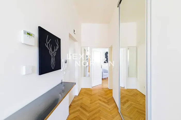 Pronájem bytu 3+kk, Praha - Malá Strana, Vlašská, 75 m2