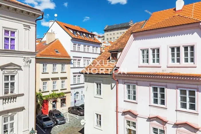 Pronájem bytu 3+kk, Praha - Malá Strana, Vlašská, 75 m2