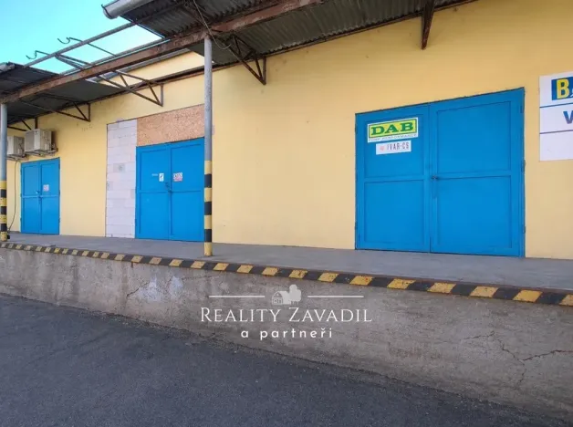 Pronájem skladu, Benešov, Čechova, 215 m2