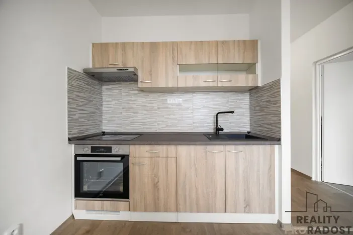 Pronájem bytu 1+1, Pardubice - Studánka, Jana Zajíce, 51 m2