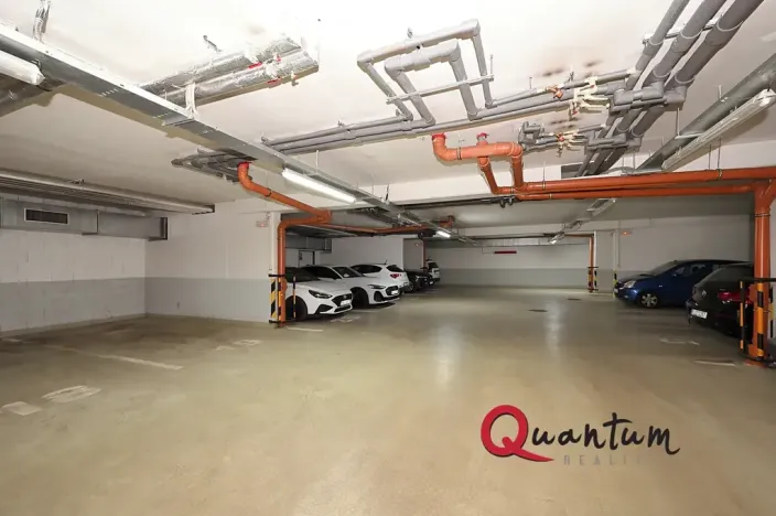 Pronájem bytu 2+kk, Praha - Řeporyje, Dělená, 56 m2