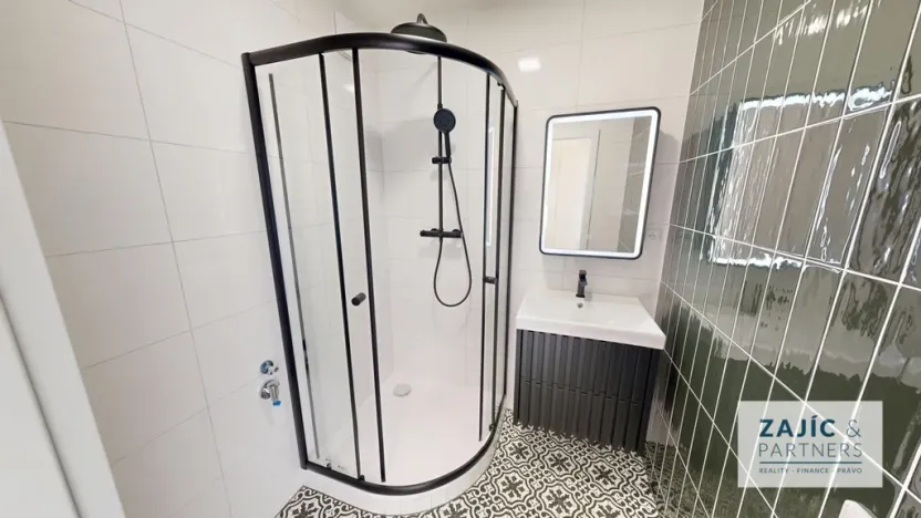 Prodej bytu 3+kk, Praha, Novodvorská, 68 m2