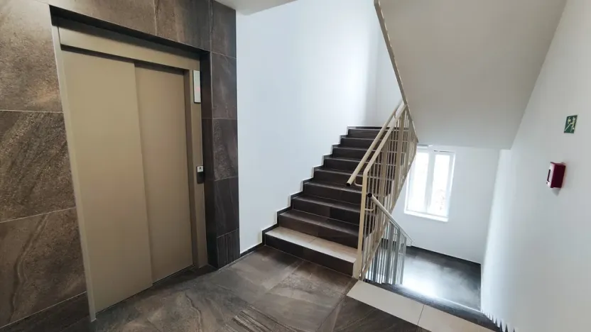 Pronájem bytu 1+kk, Olomouc, Šantova, 28 m2