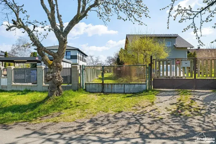 Prodej pozemku pro bydlení, Louňovice, 3004 m2