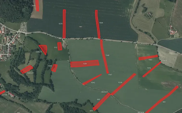 Prodej pole, Brloh, 126772 m2