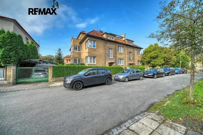 Pronájem bytu 1+1, Poděbrady, Puškinova, 43 m2