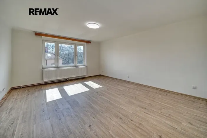 Pronájem bytu 1+1, Poděbrady, Puškinova, 43 m2